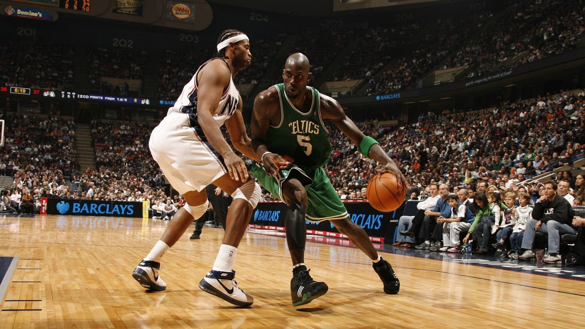 世界杯G组爆冷！沙特险胜罗马尼亚，哈兰德梅开二度成最强大腿